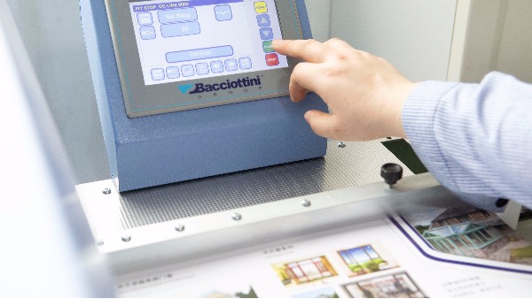 如何解決印刷品的色差？？？-古得堡印刷